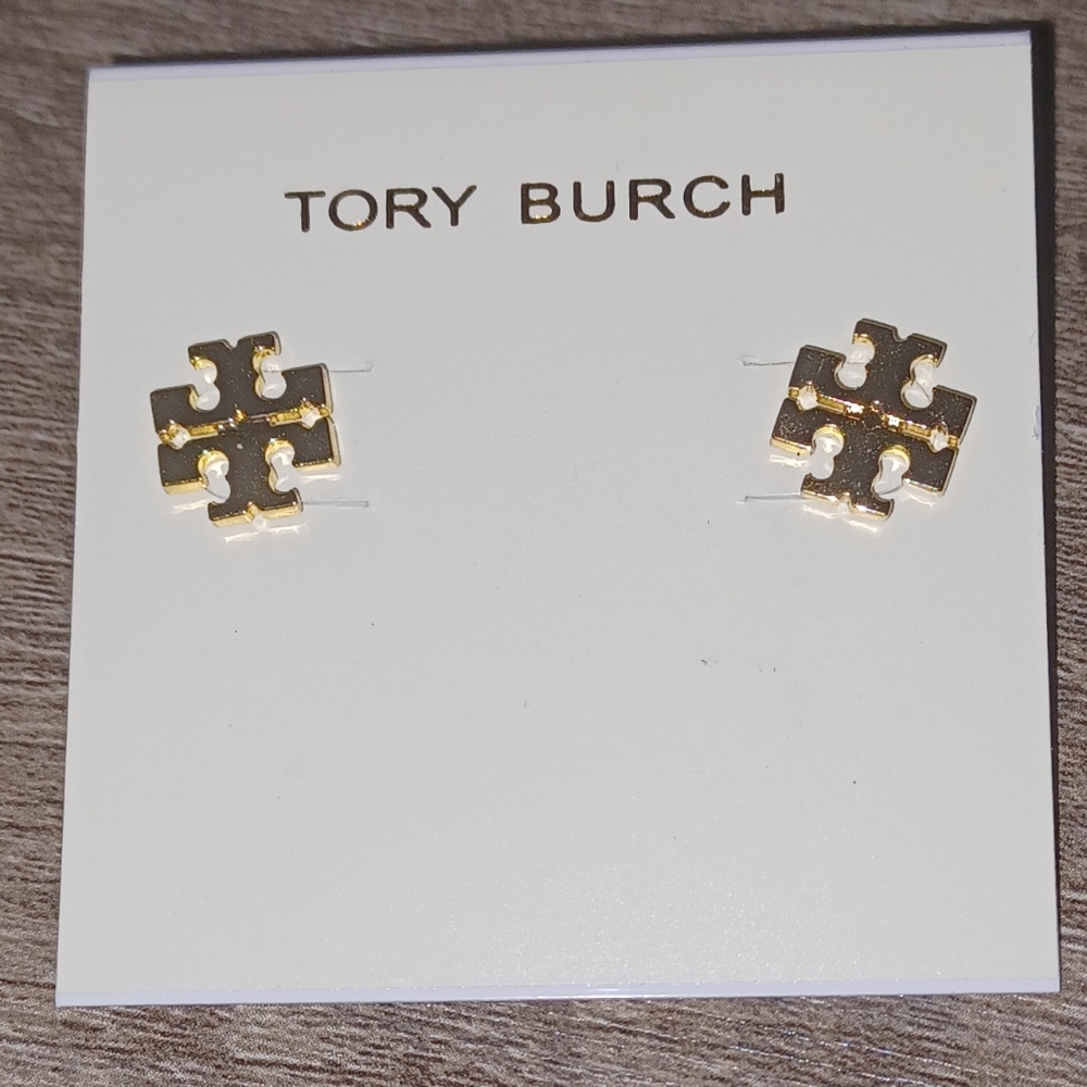 Tory Birch kira stud earrings NWOT